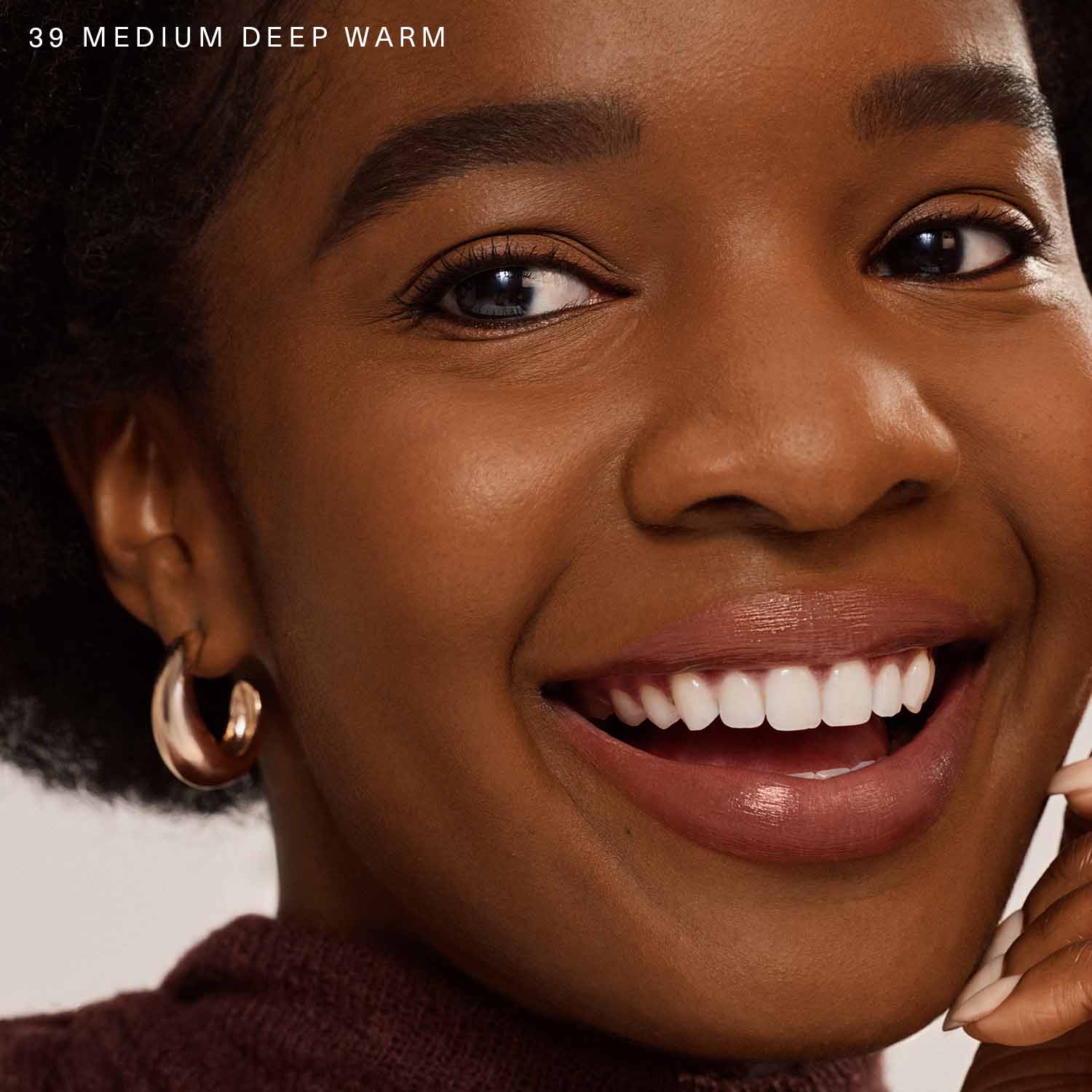 TRUE TO MYSELF NATURAL MATTE LONGWEAR FOUNDATION (BASE DE MAQUILLAJE)